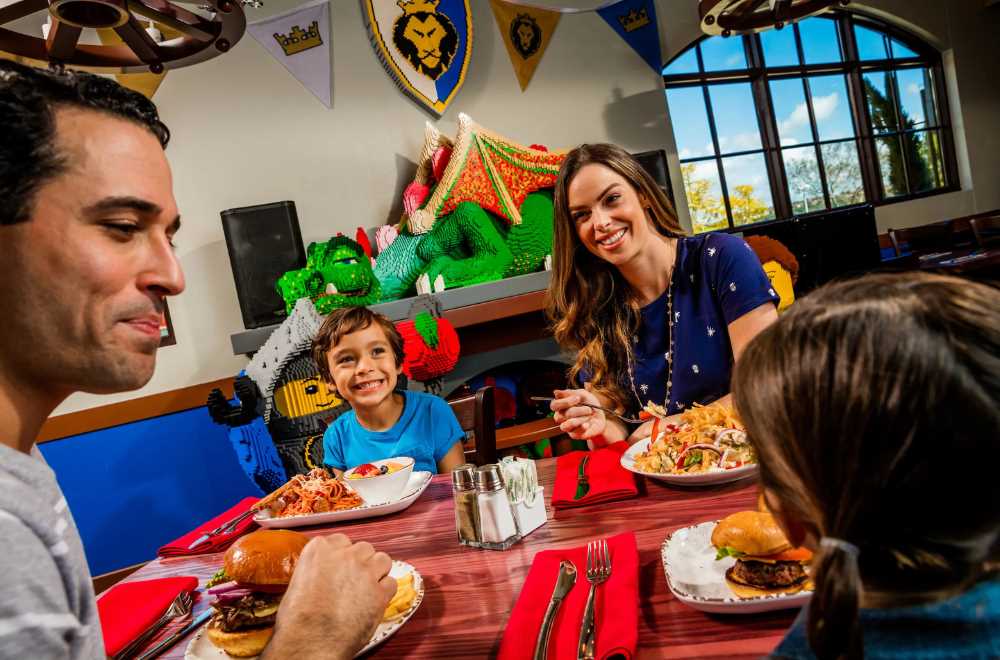 dining-at-legoland-food-that-kids-love
